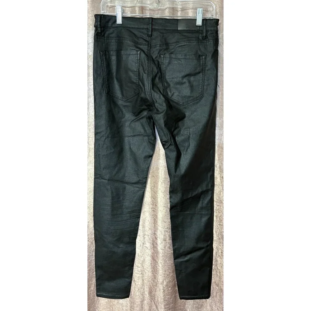 Stradivarius Women's Size 10  Black Coated Denim Jeans Pants Viscose - Picture 10 of 10